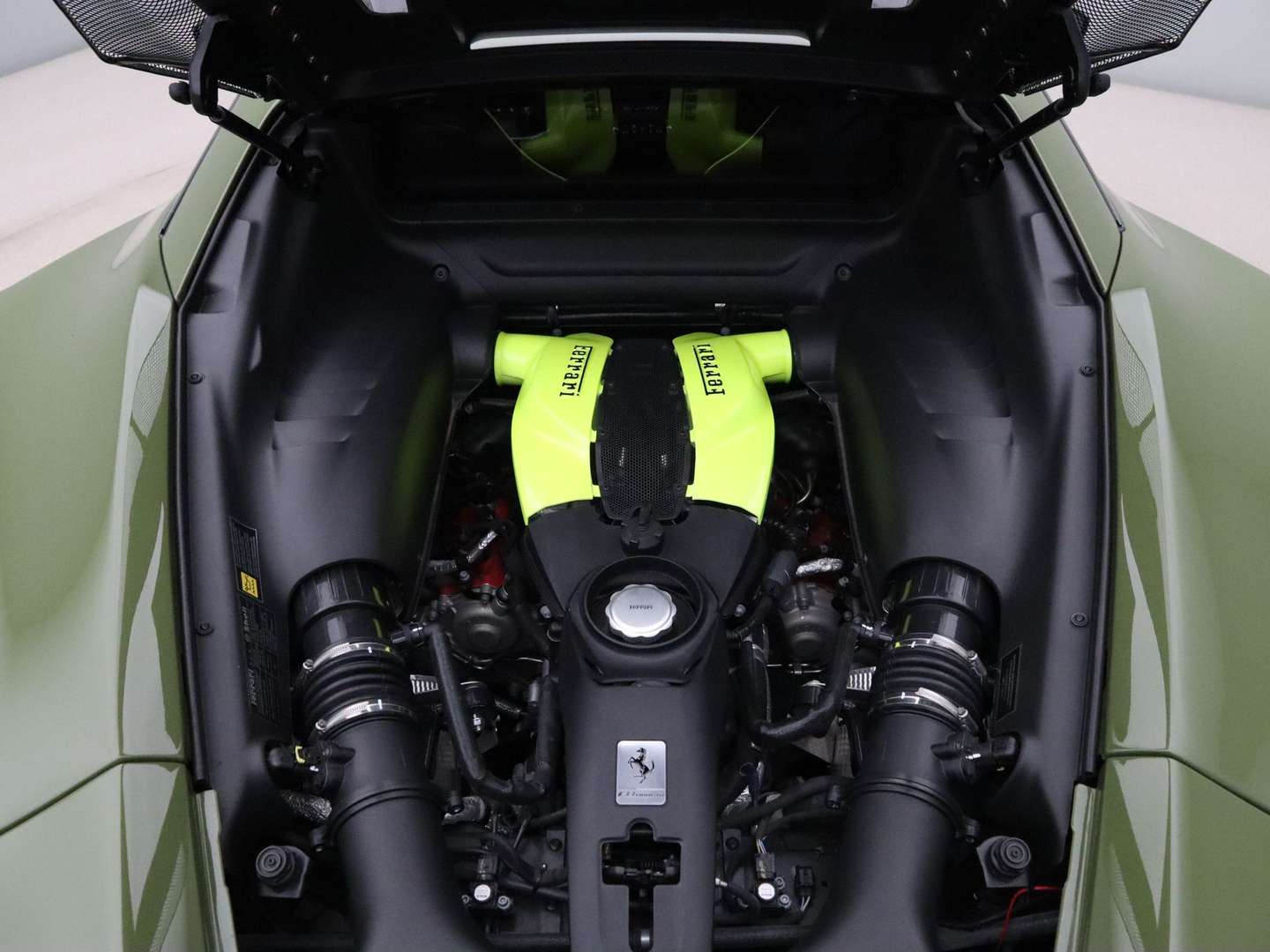 Ferrari F8 Tributo - 2023 - Joinsteer - #3