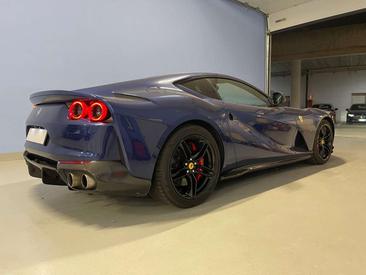 Ferrari 812 Superfast — photo 5