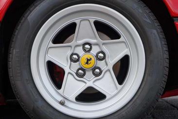 Ferrari 308 GTB — photo 7