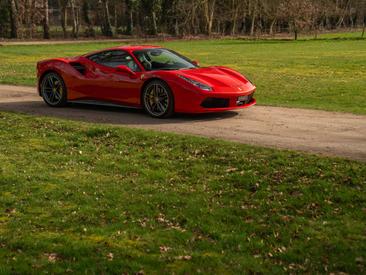 Ferrari 488 GTB — photo 16