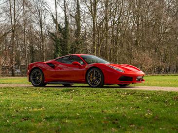 Ferrari 488 GTB — photo 17
