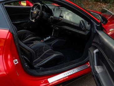 Ferrari 488 GTB — photo 45