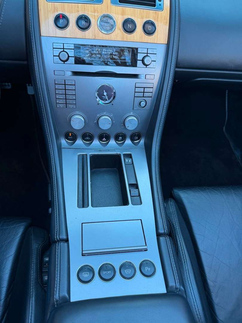 Aston Martin DB9 Volante 5.9 Touchtronic - 2006 - Joinsteer - #17