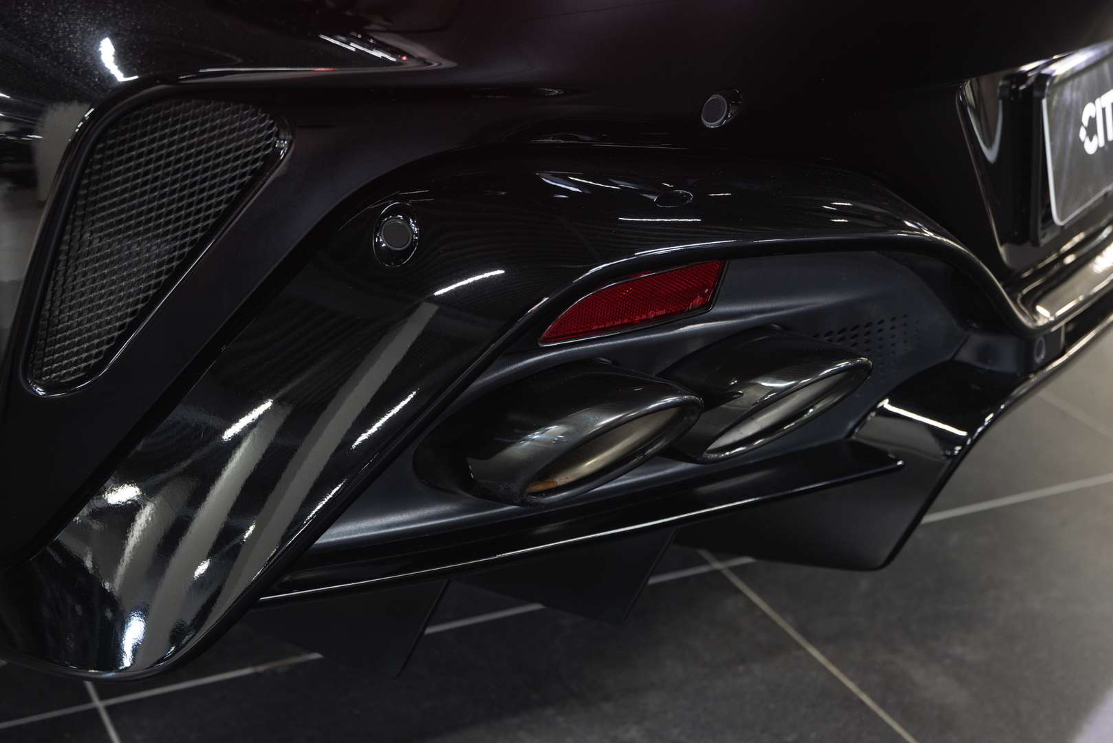 Aston Martin Vantage Coupe - 2025 - Joinsteer - #24