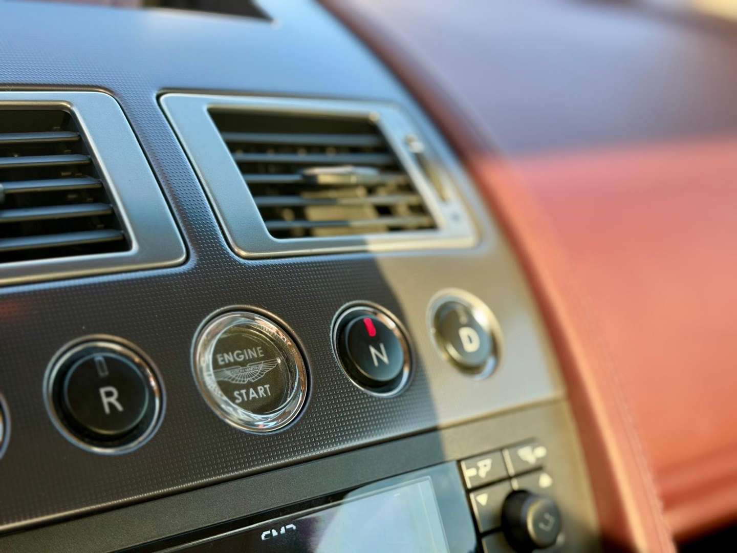 Aston Martin Vantage Full Carnet - 2008 - Joinsteer - #20