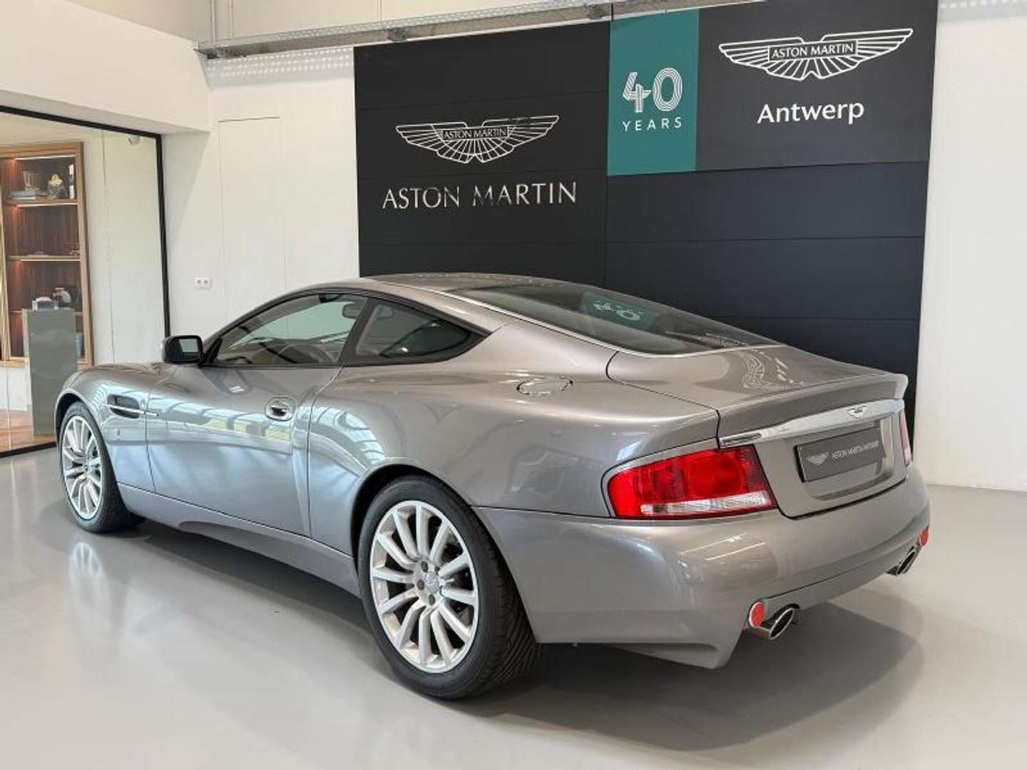 Aston Martin Vanquish V12 First Generation - 2005 - Joinsteer - #6