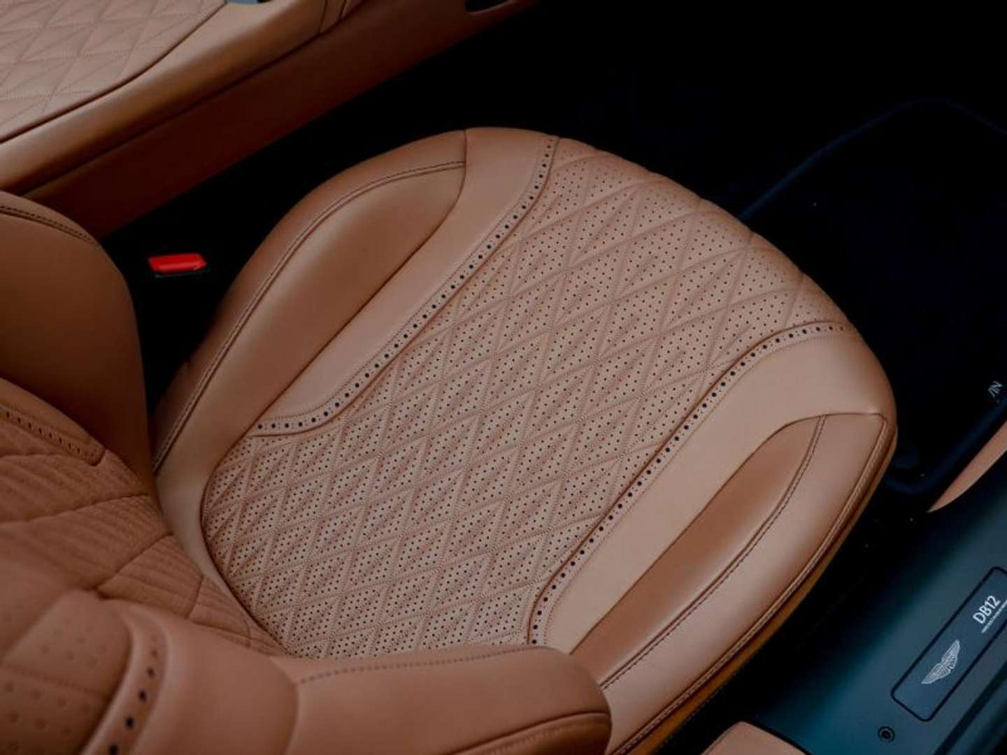 Aston Martin Volante V8 4.0 - 2025 - Joinsteer - #16