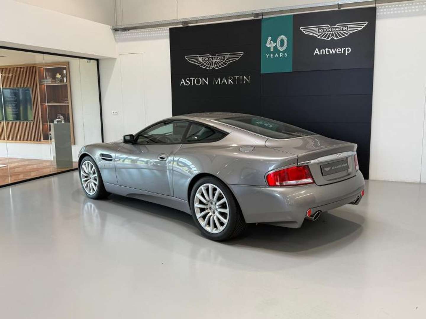 Aston Martin Vanquish V12 First Generation - 2005 - Joinsteer - #15