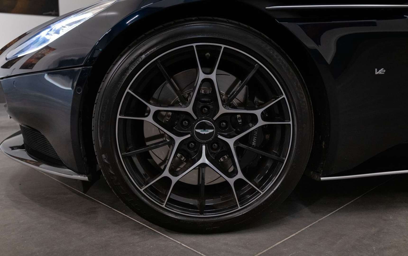 Aston Martin DB11 5.2 V12 AMR - 2017 - Joinsteer - #4