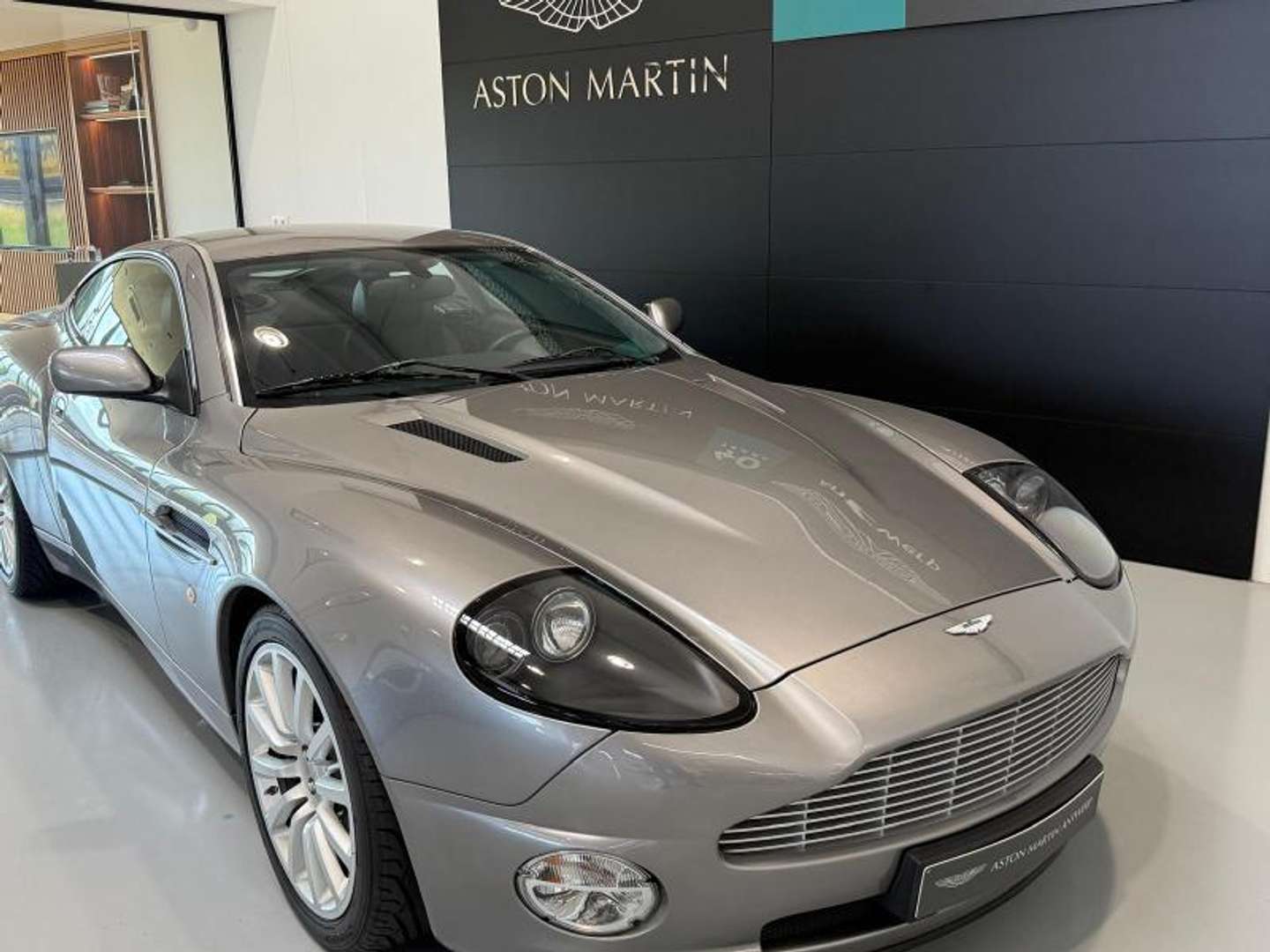 Aston Martin Vanquish V12 First Generation - 2005 - Joinsteer - #18