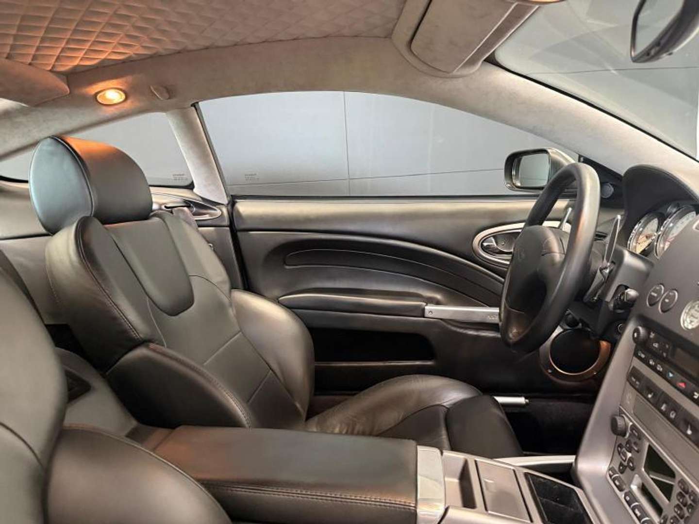 Aston Martin Vanquish V12 First Generation - 2005 - Joinsteer - #21