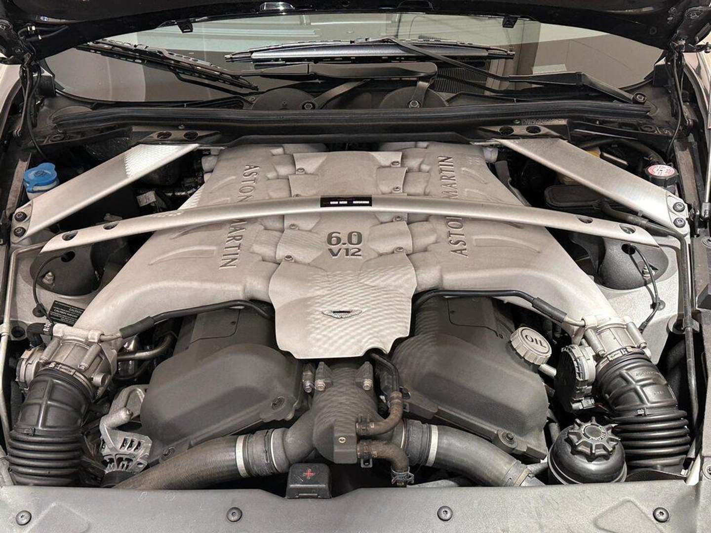 Aston Martin DBS Coupé 6.0 - 2010 - Joinsteer - #14