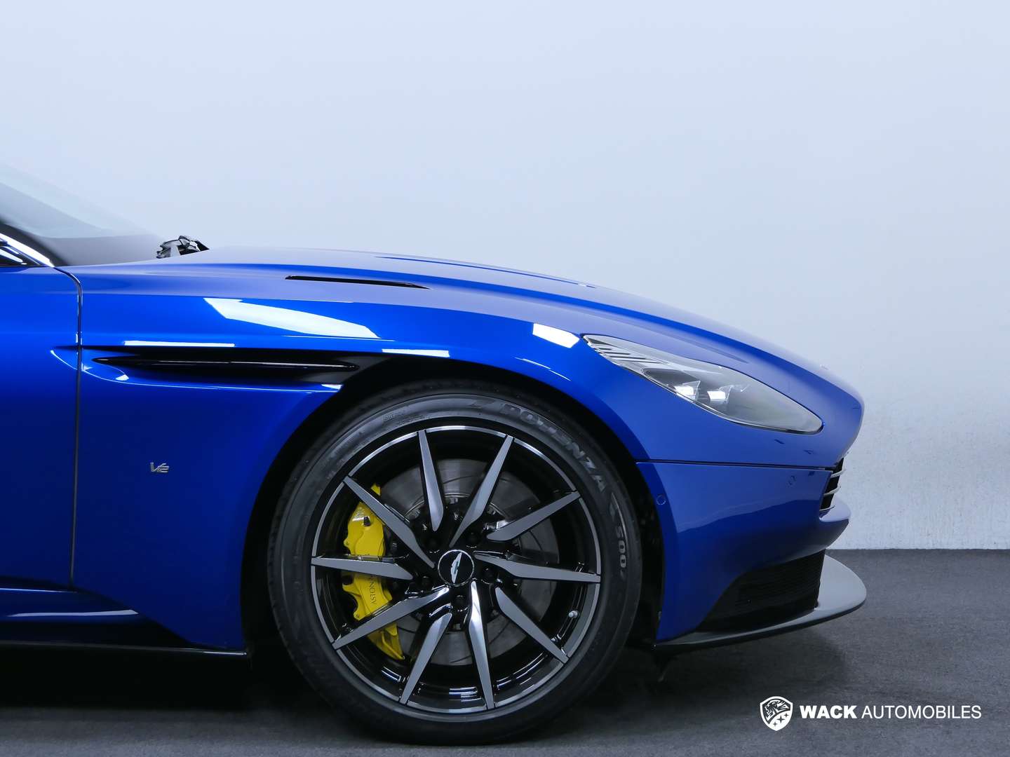 Aston Martin DB11 Coupé 5.2 Biturbo V12 - 2018 - Joinsteer - #4