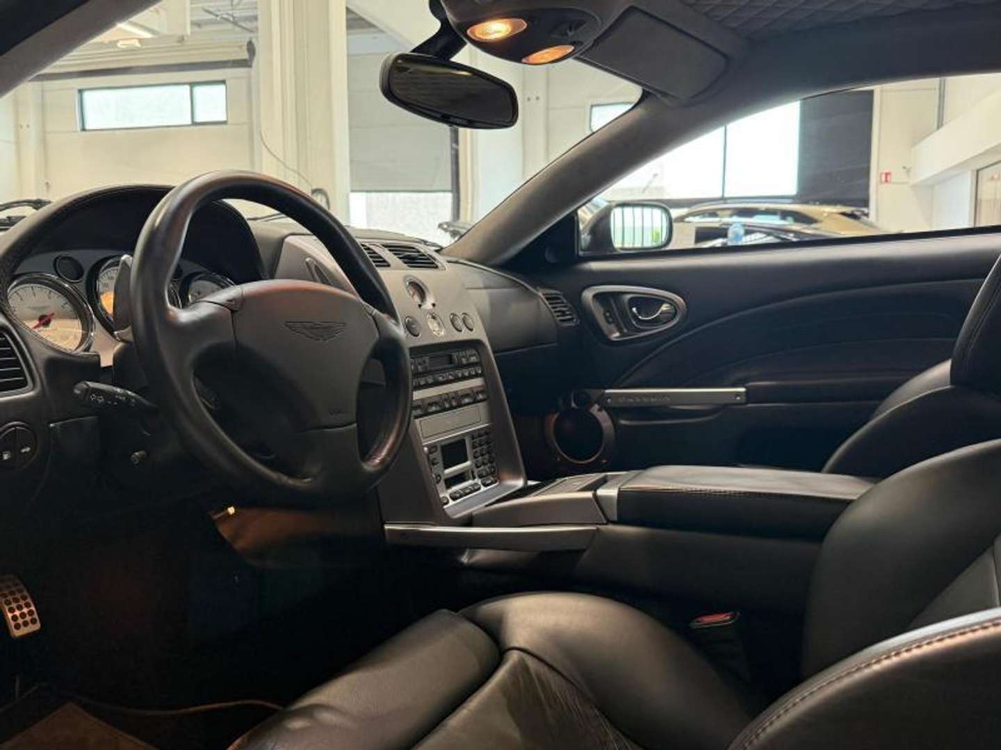 Aston Martin Vanquish V12 First Generation - 2005 - Joinsteer - #31