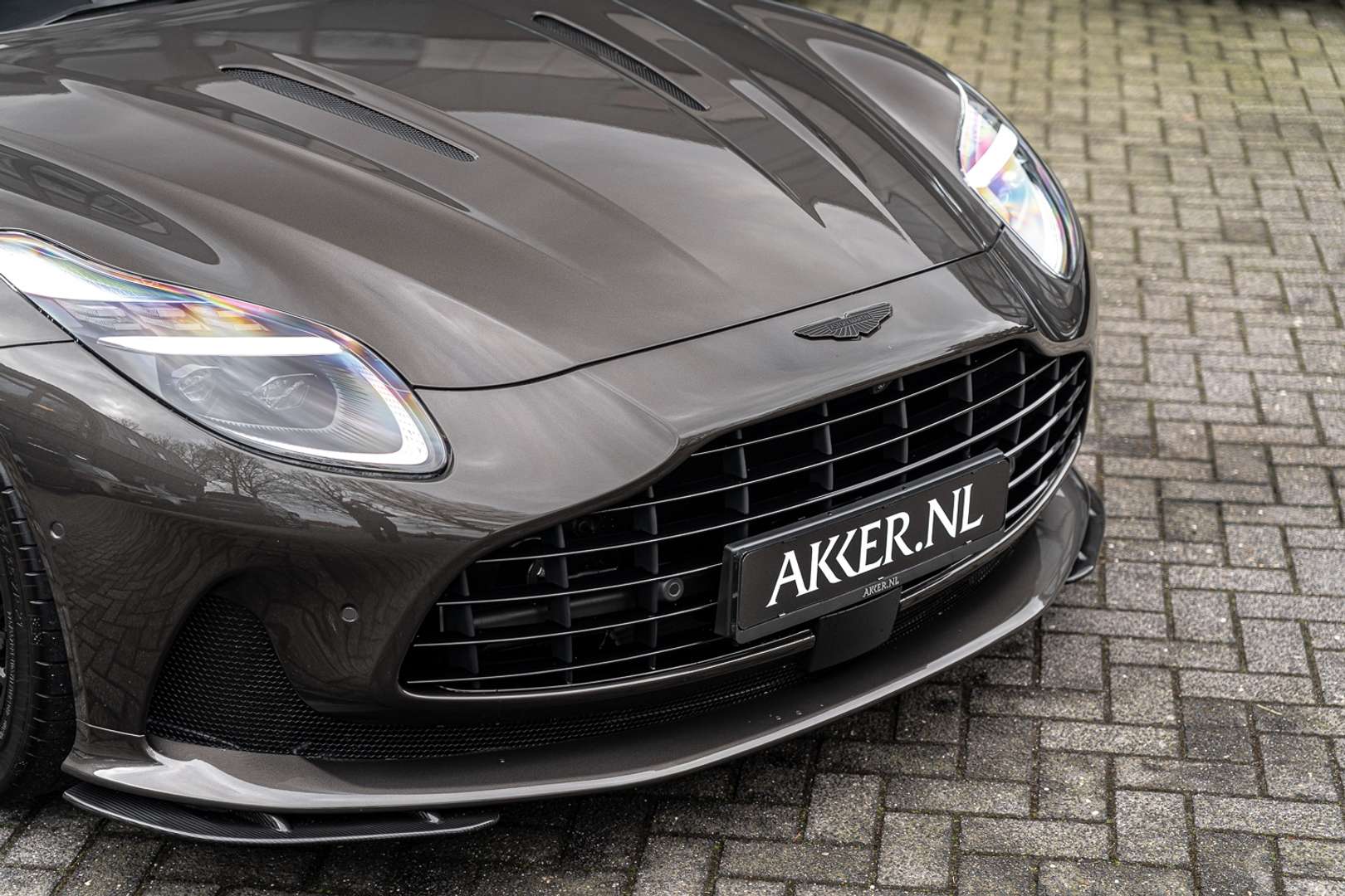 Aston Martin DB12 Volante V8 - 2025 - Joinsteer - #17