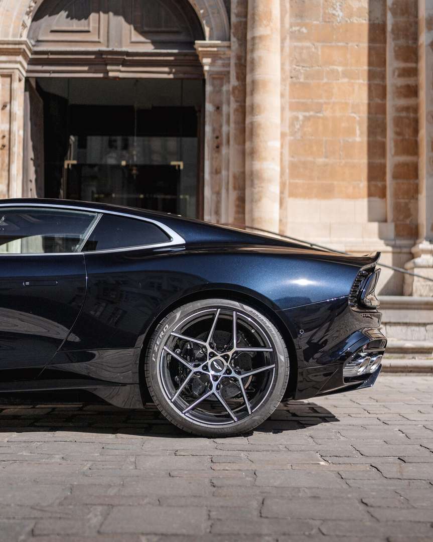 Aston Martin Vanquish Coupé - 2025 - Joinsteer - #12