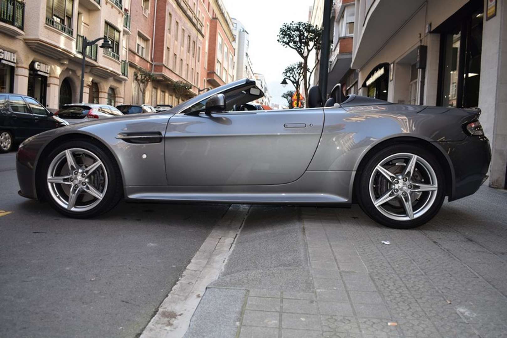 Aston Martin Vantage Roadster V8 S Sportshift II - 2016 - Joinsteer - #17