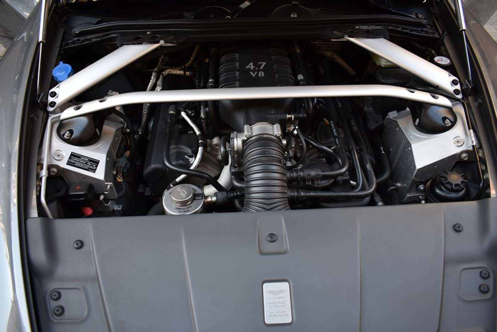 Aston Martin Vantage Roadster V8 S Sportshift II - 2016 - Joinsteer - #20