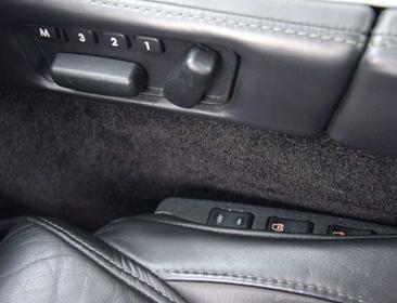 Aston Martin DB9 Coupe AT — photo 19