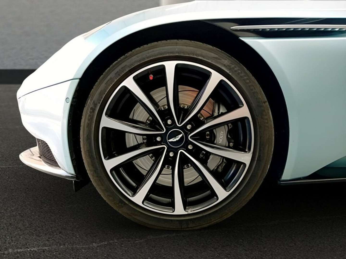 Aston Martin DB11 Volante 4.0 V8 - 2018 - Joinsteer - #15