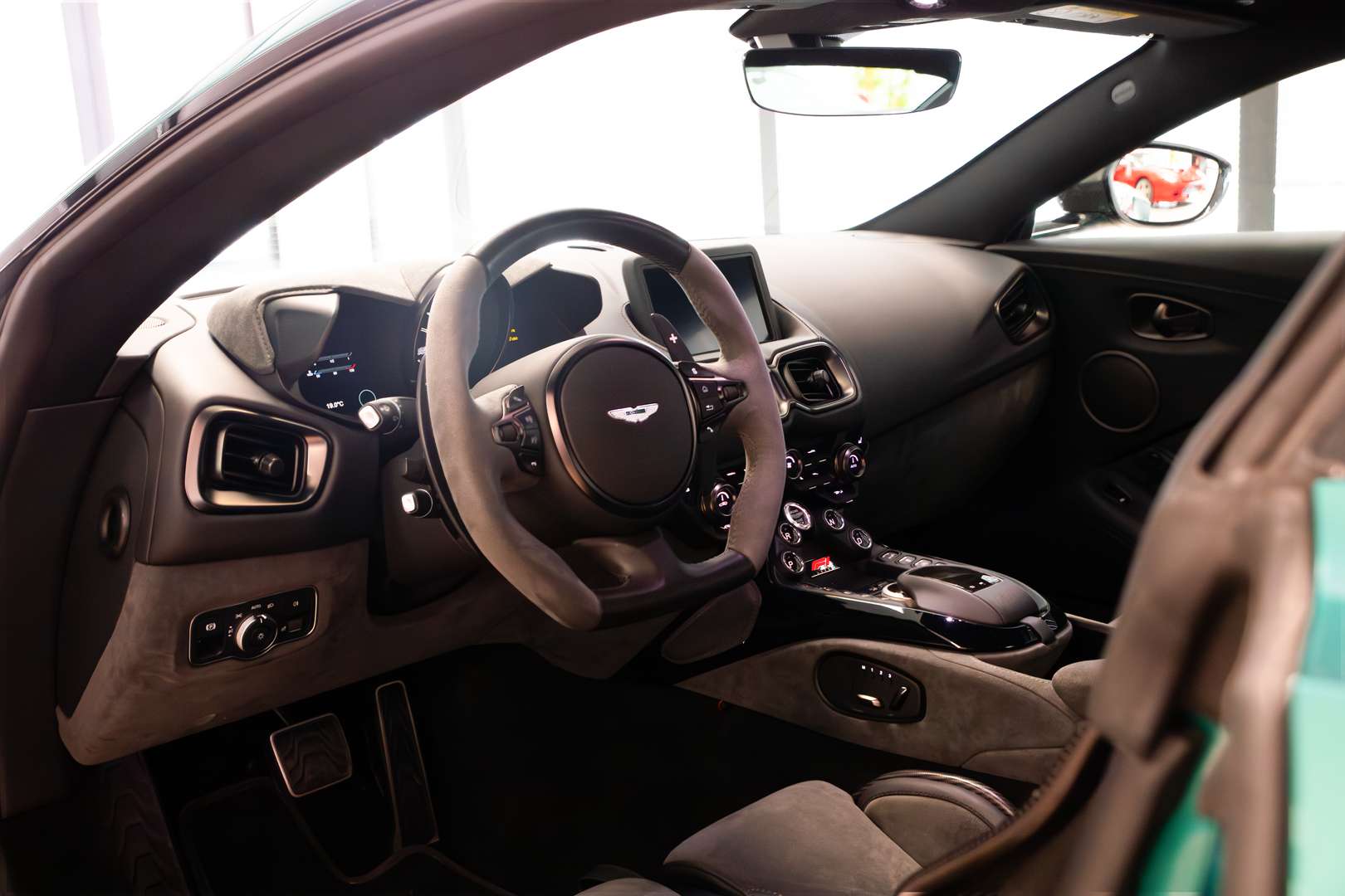 Aston Martin Vantage Coupe 4.0 V8 F1 Auto - 2023 - Joinsteer - #4