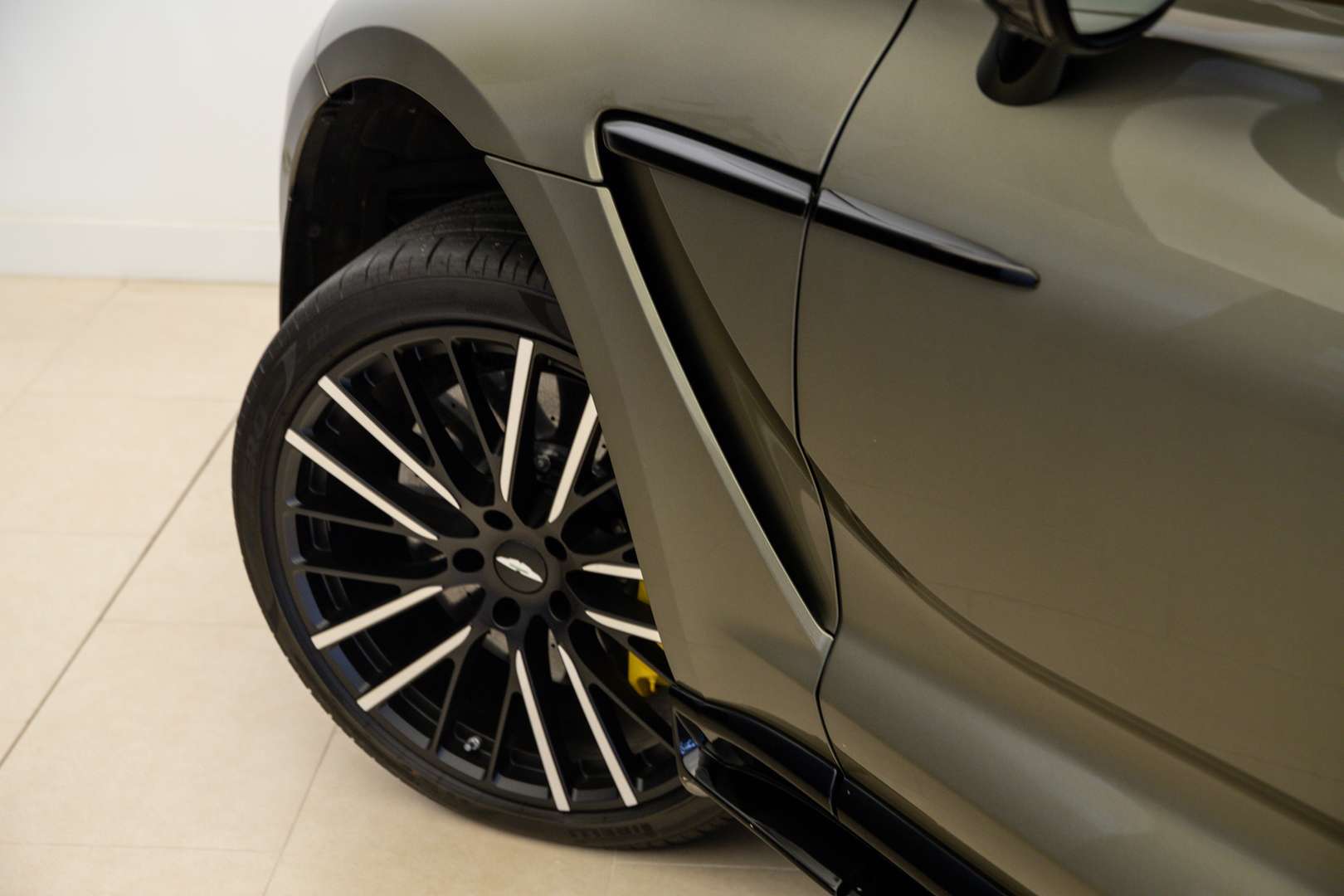 Aston Martin DBX 707 - 2022 - Joinsteer - #42