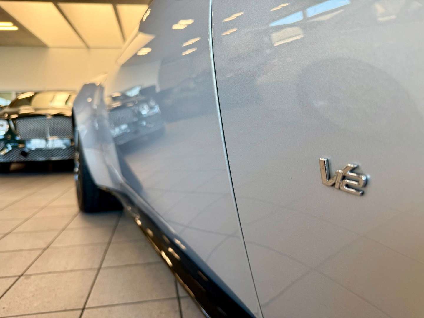 Aston Martin DB11 Coupé 5.2 V12 Black Pack - 2019 - Joinsteer - #7