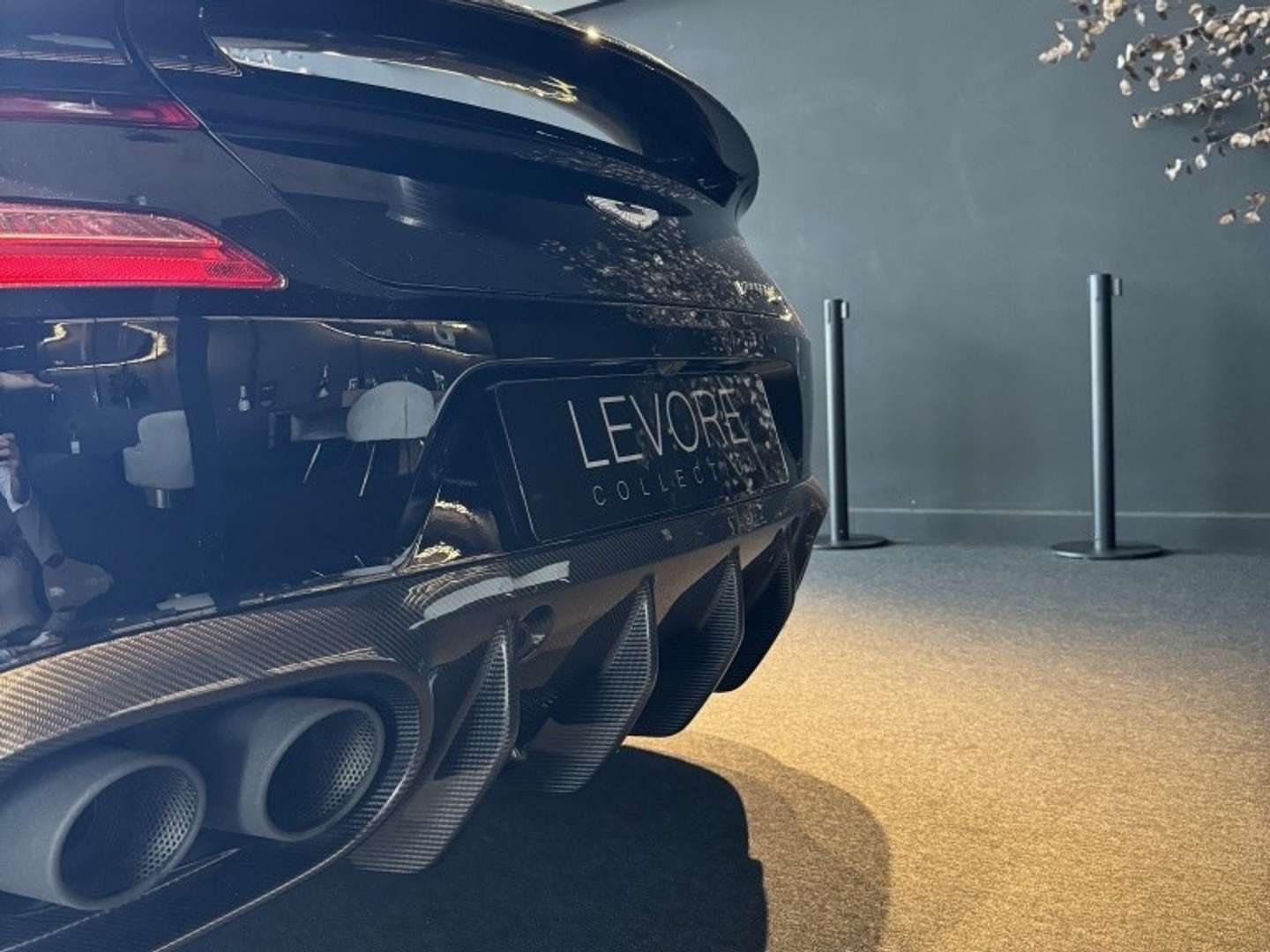 Aston Martin Vanquish - 2019 - Joinsteer - #10