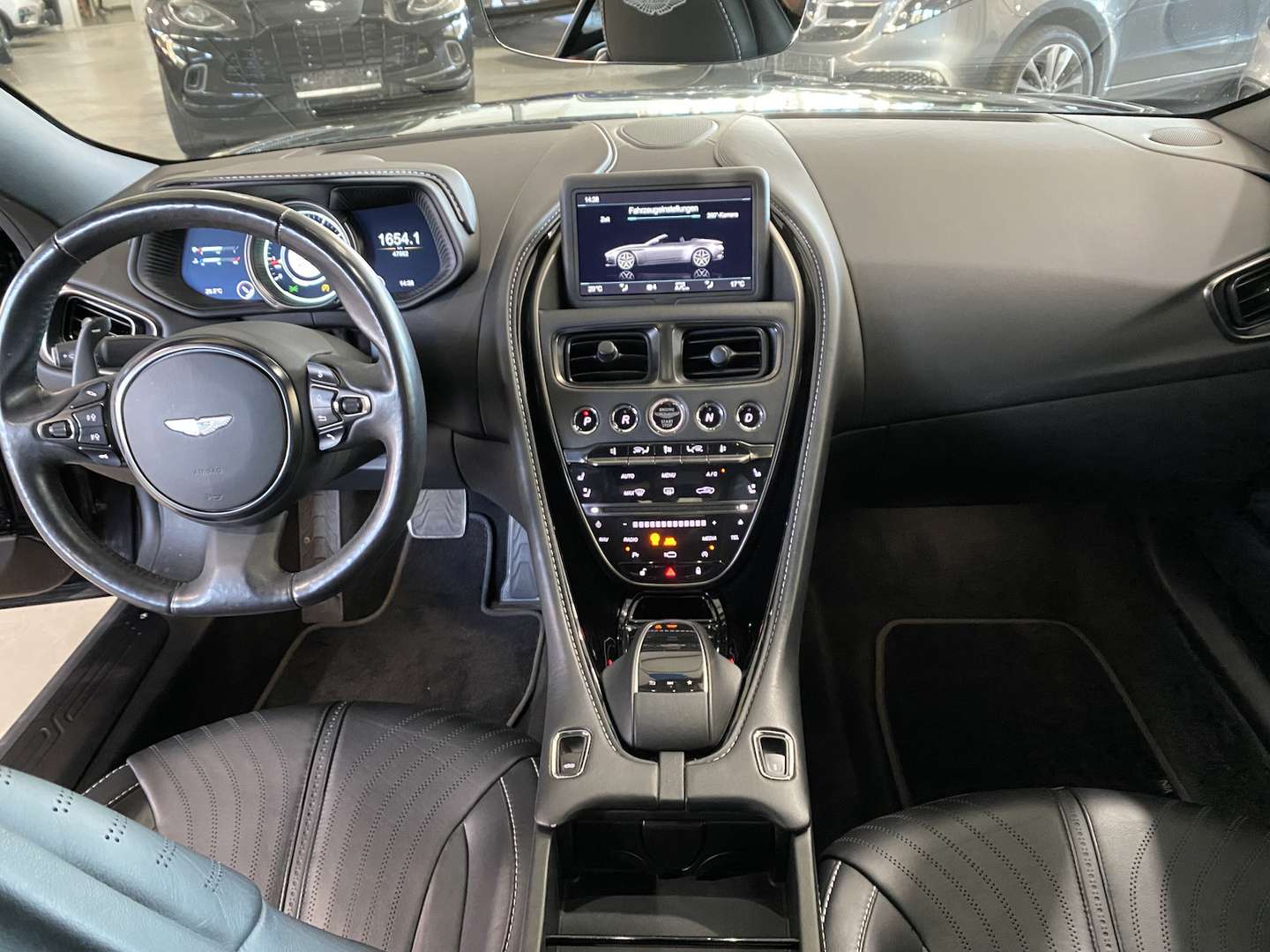 Aston Martin DB11 Volante 4.0 V8 BlackPack - 2019 - Joinsteer - #12