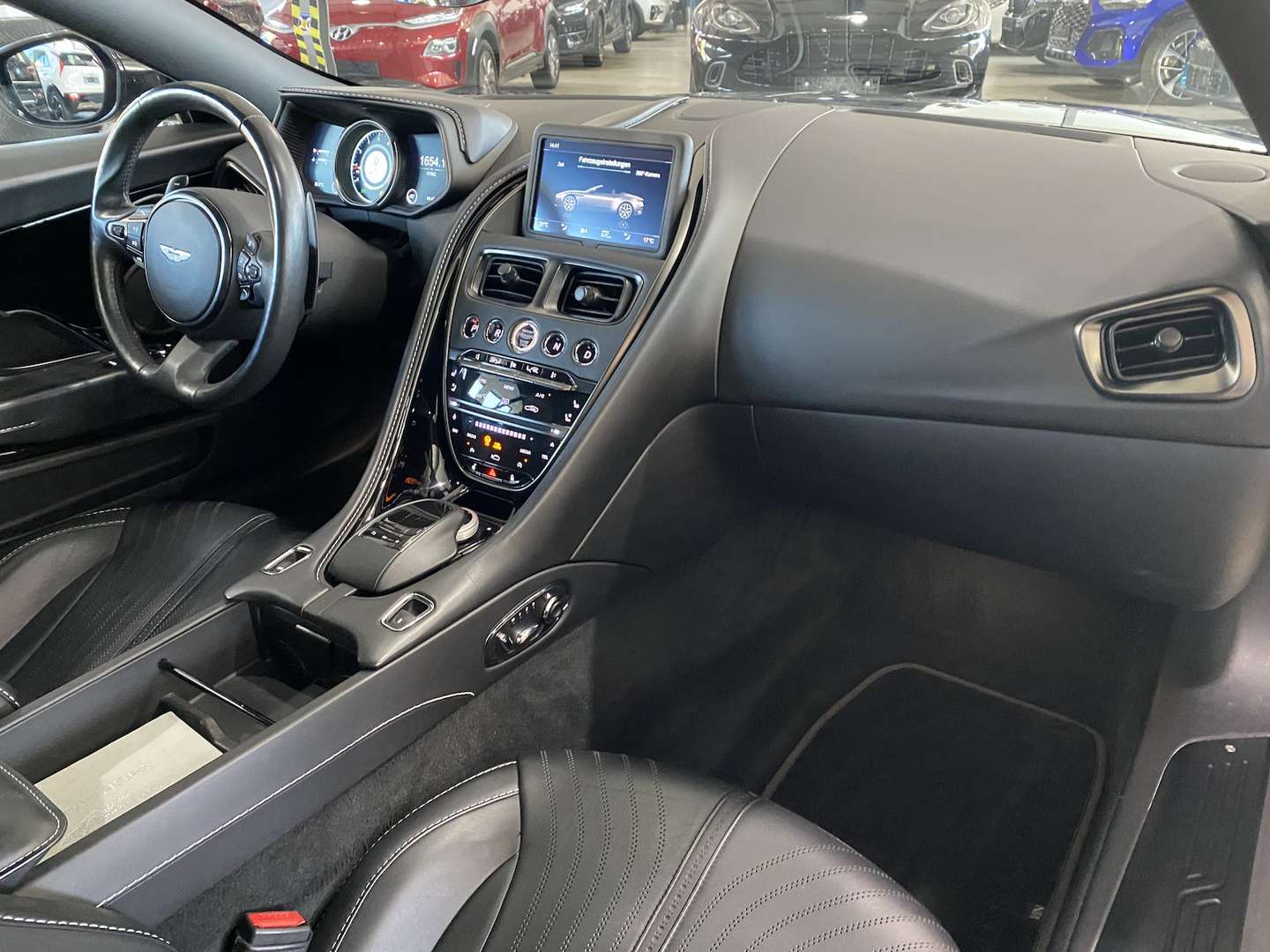 Aston Martin DB11 Volante 4.0 V8 BlackPack - 2019 - Joinsteer - #13