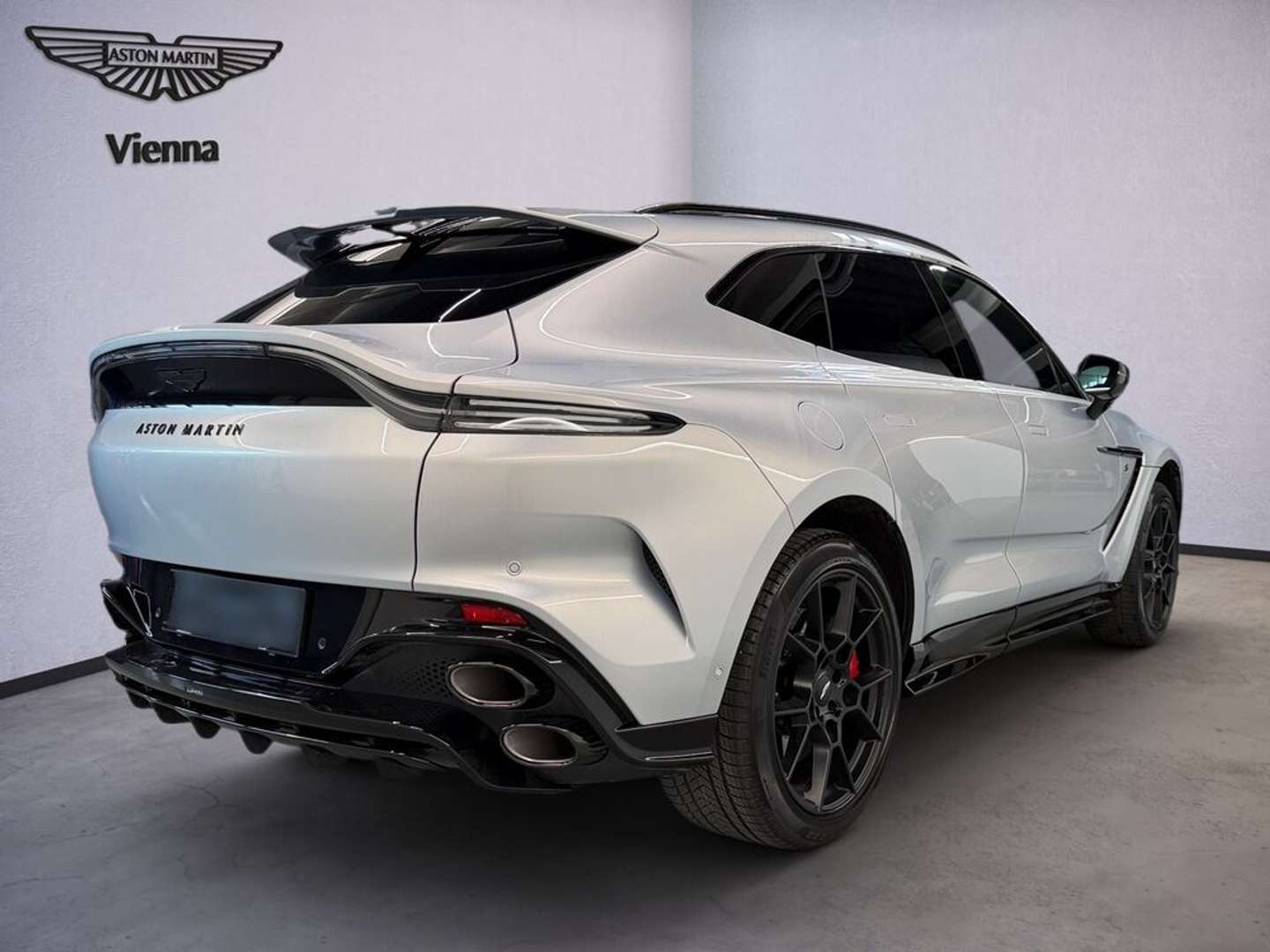 Aston Martin DBX S - 2026 - Joinsteer - #3