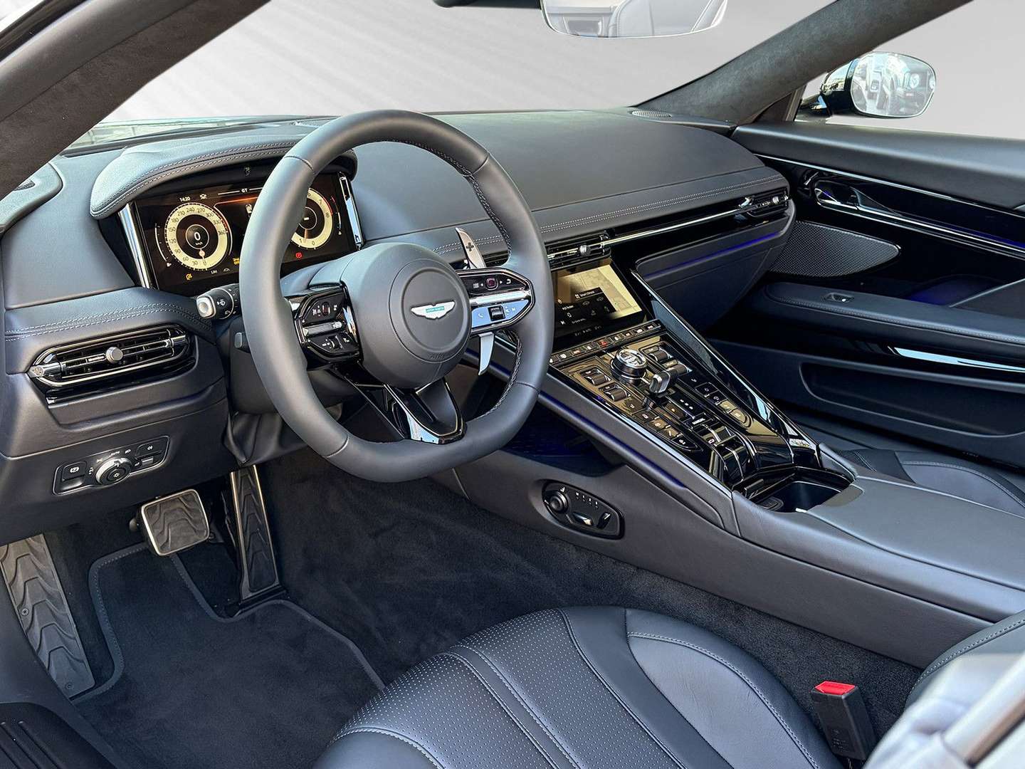 Aston Martin DB12 Volante 4.0 V8 - 2026 - Joinsteer - #7