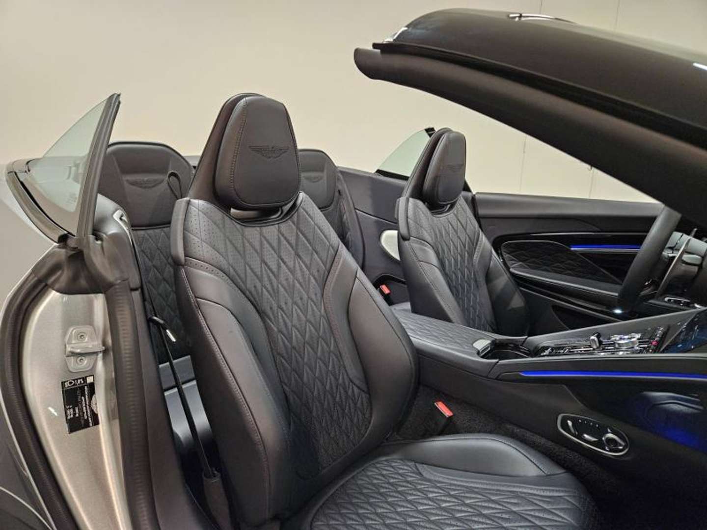 Aston Martin Volante V8 4.0 680ch BVA8 - 2025 - Joinsteer - #19