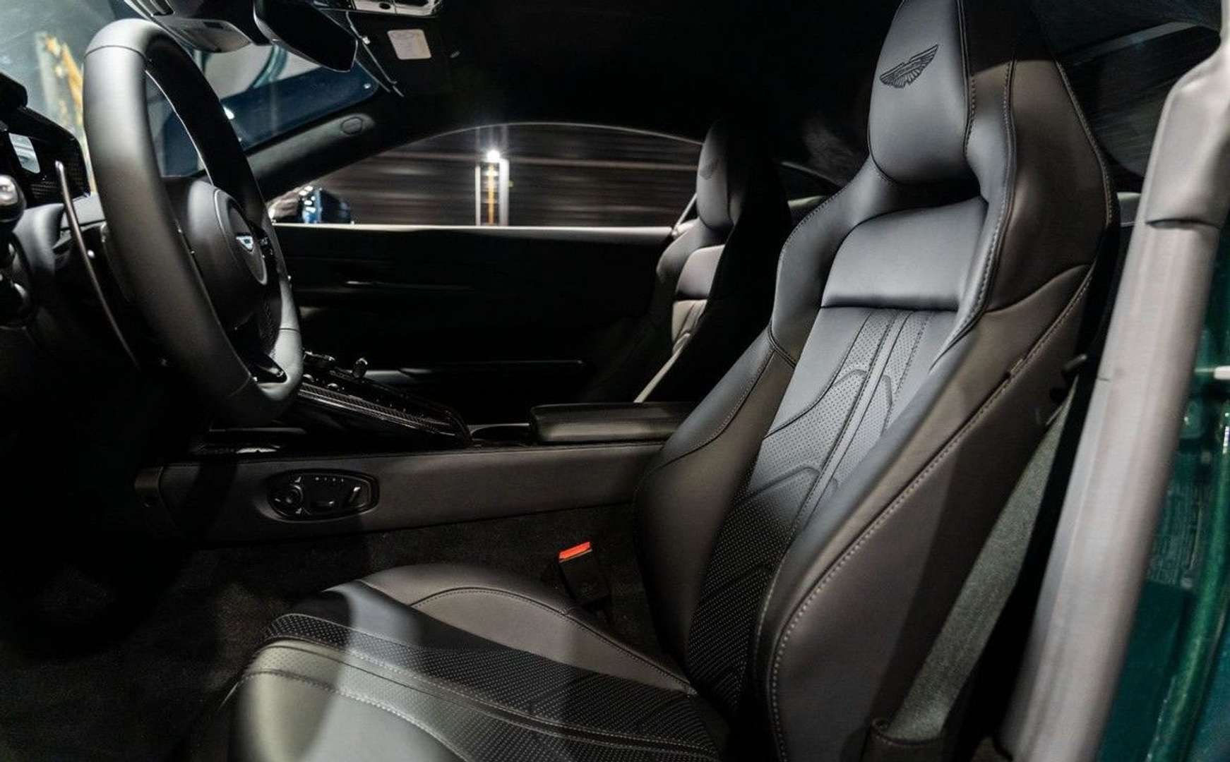 Aston Martin V8 665 - 2025 - Joinsteer - #14