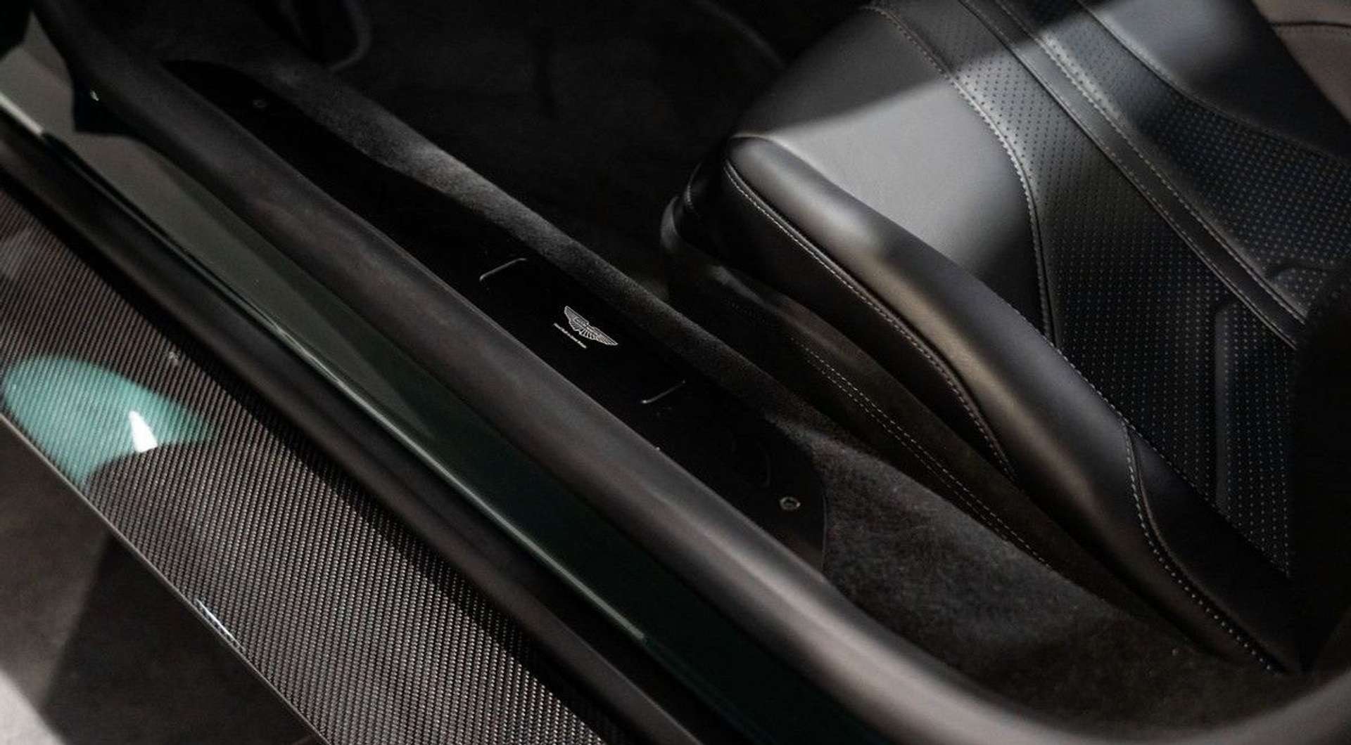 Aston Martin V8 665 - 2025 - Joinsteer - #16