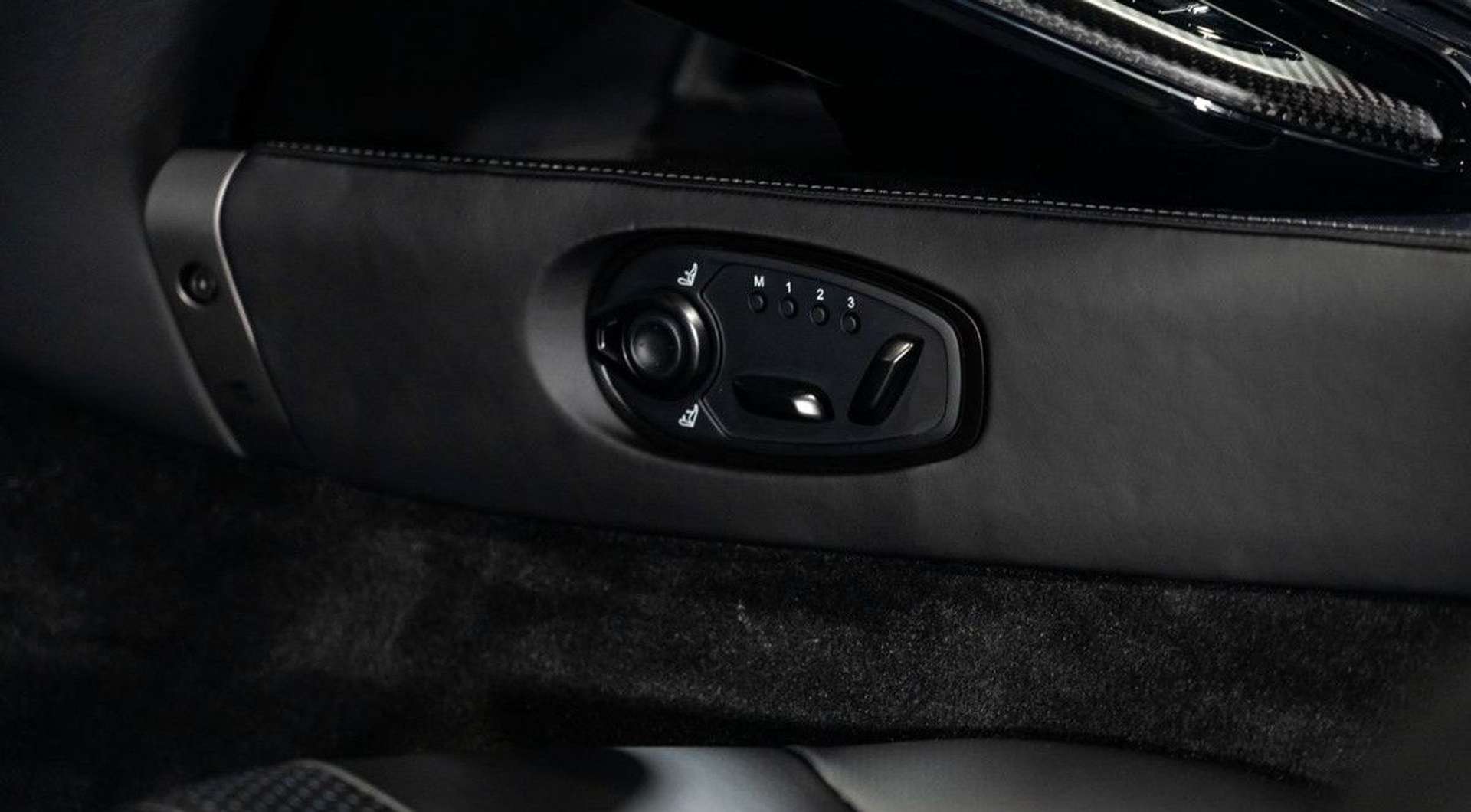 Aston Martin V8 665 - 2025 - Joinsteer - #17