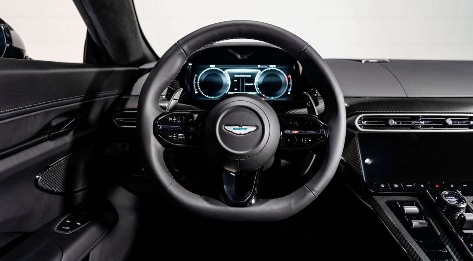 Aston Martin V8 665 - 2025 - Joinsteer - #19