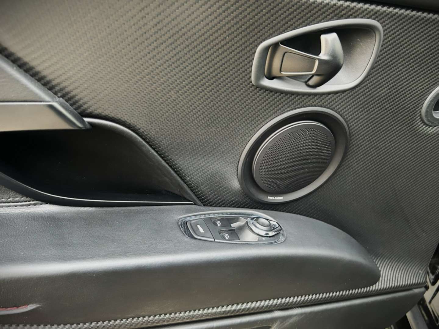 Aston Martin DB11 Coupé V8 Onyx Black - 2017 - Joinsteer - #26