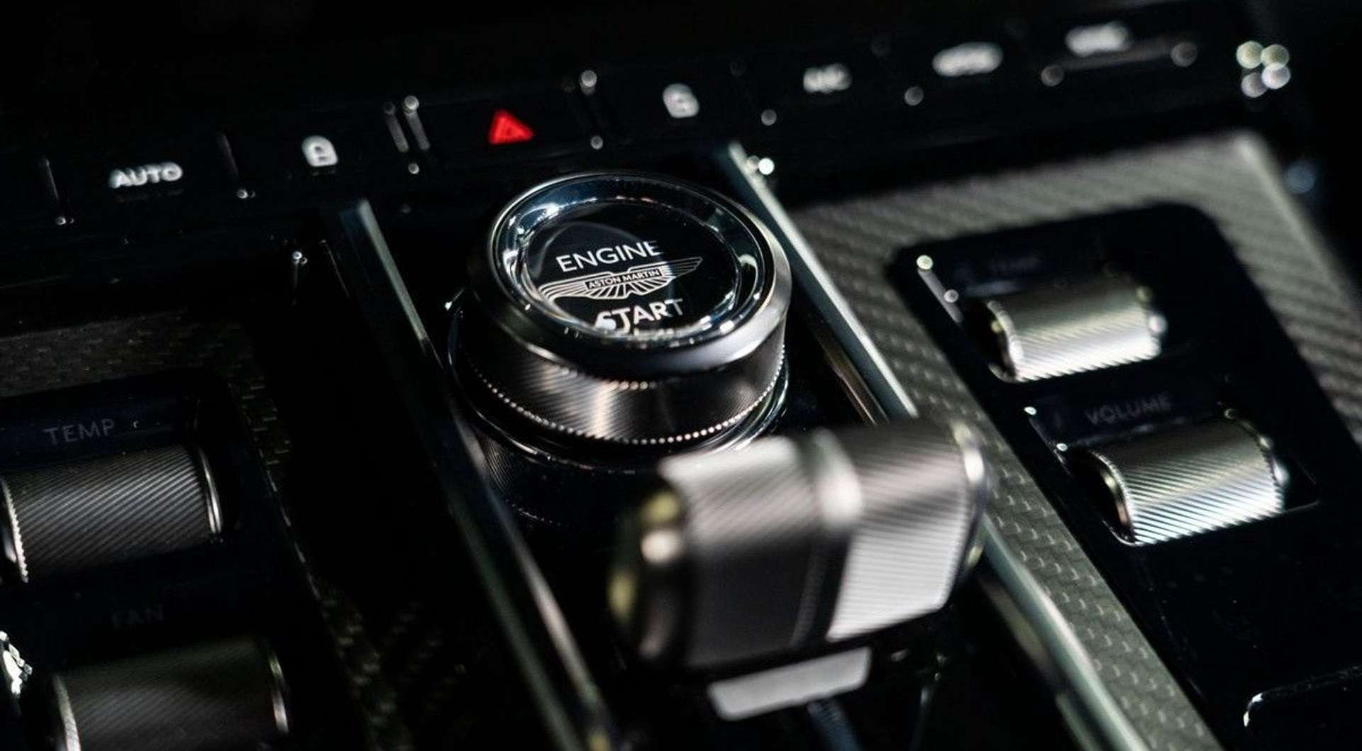 Aston Martin V8 665 - 2025 - Joinsteer - #24