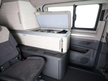 Volkswagen Multivan California Ocean EHybrid 4Motion — photo 6