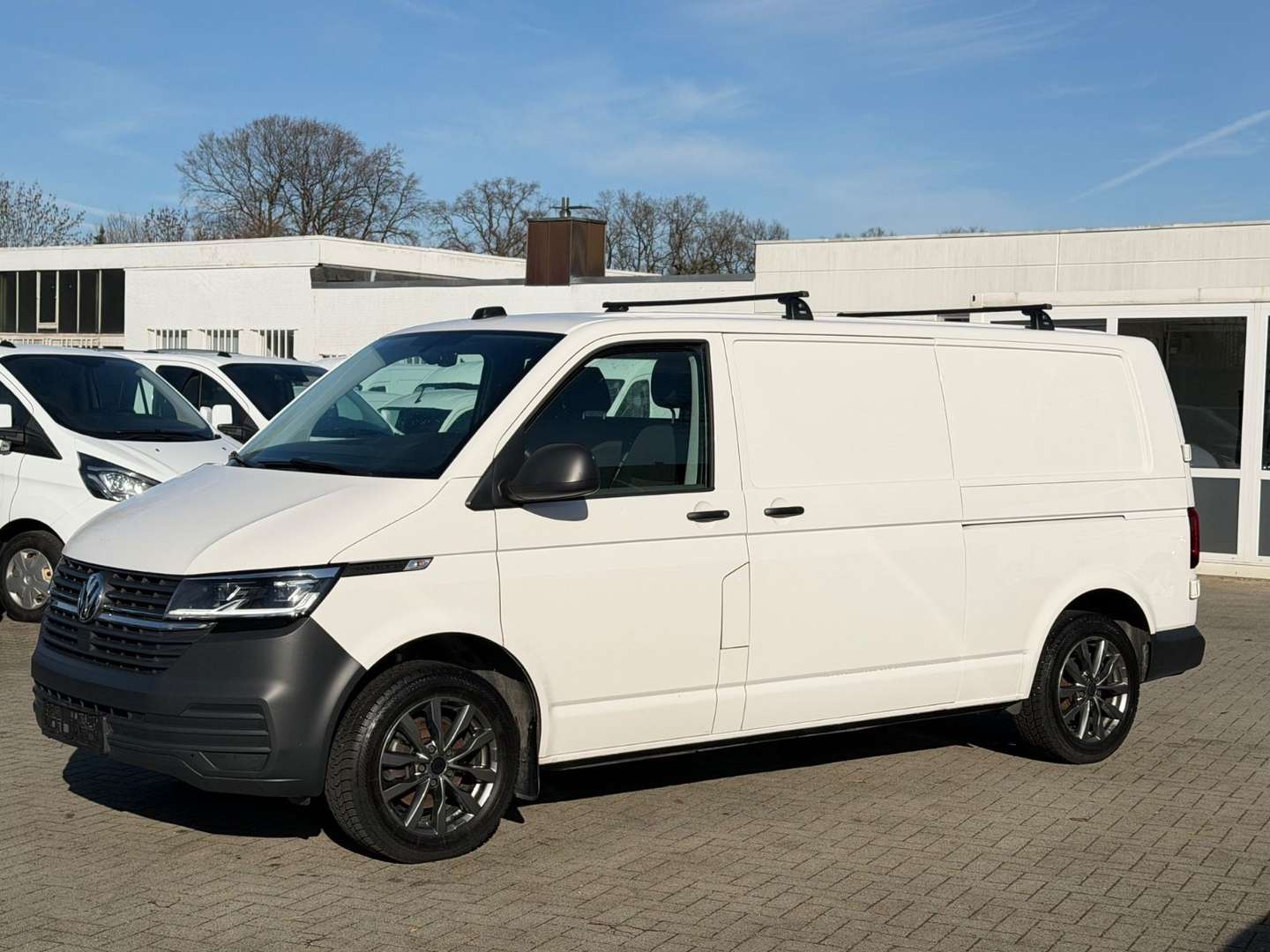 Volkswagen Transporter - 2023 - Joinsteer - #1