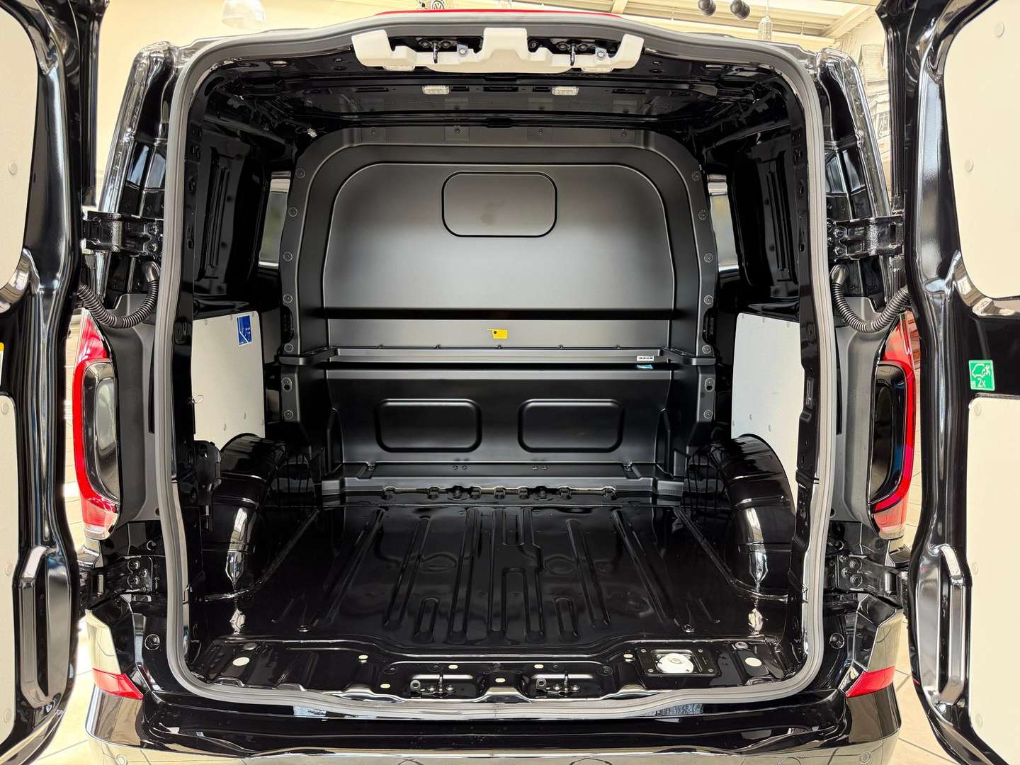 Volkswagen Transporter - 2026 - Joinsteer - #15