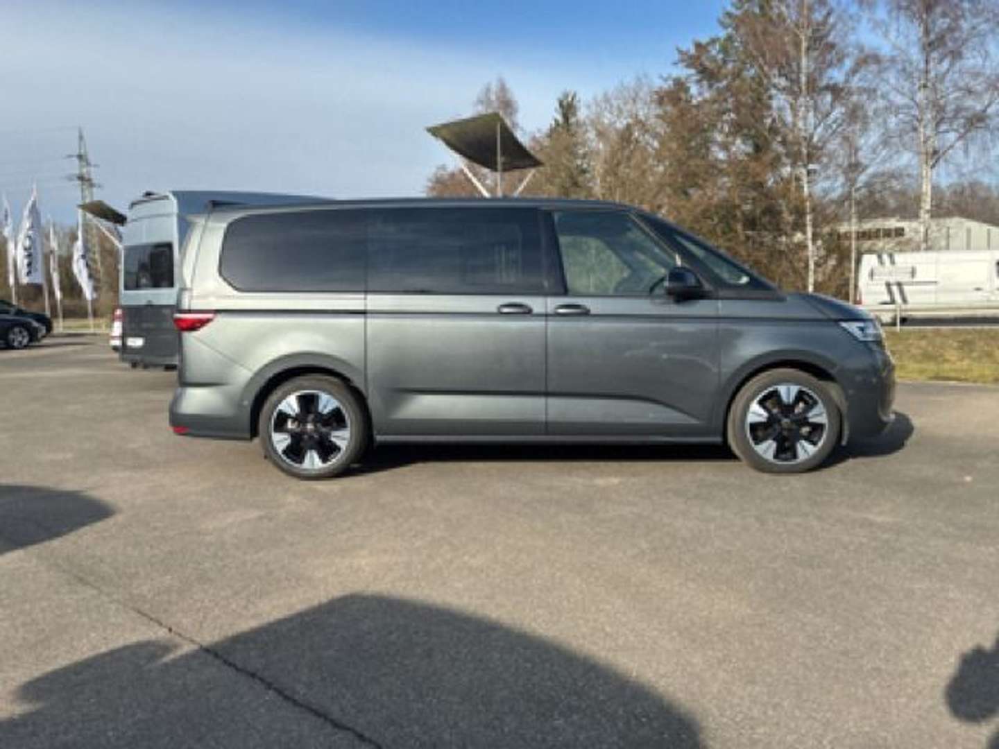 Volkswagen Multivan Life - 2025 - Joinsteer - #1