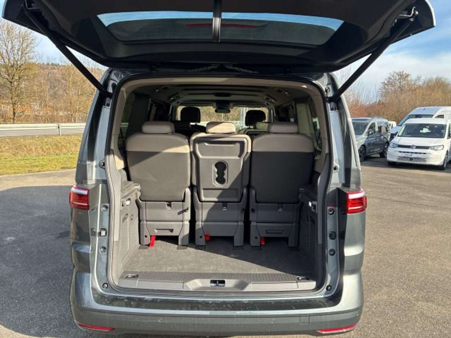 Volkswagen Multivan Life - 2025 - Joinsteer - #5