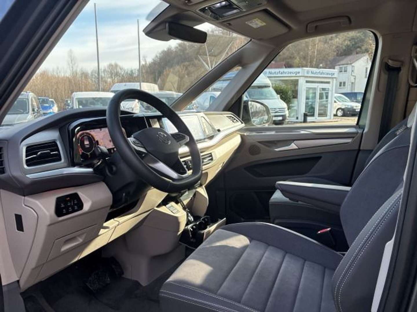 Volkswagen Multivan Life - 2025 - Joinsteer - #6