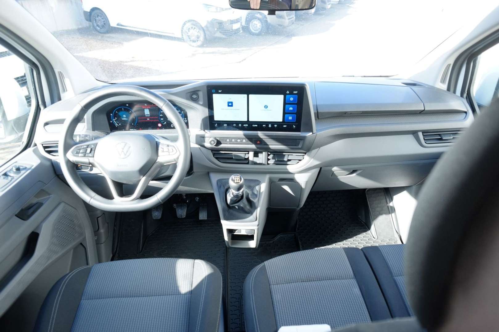 Volkswagen Multivan TDI - 2025 - Joinsteer - #11