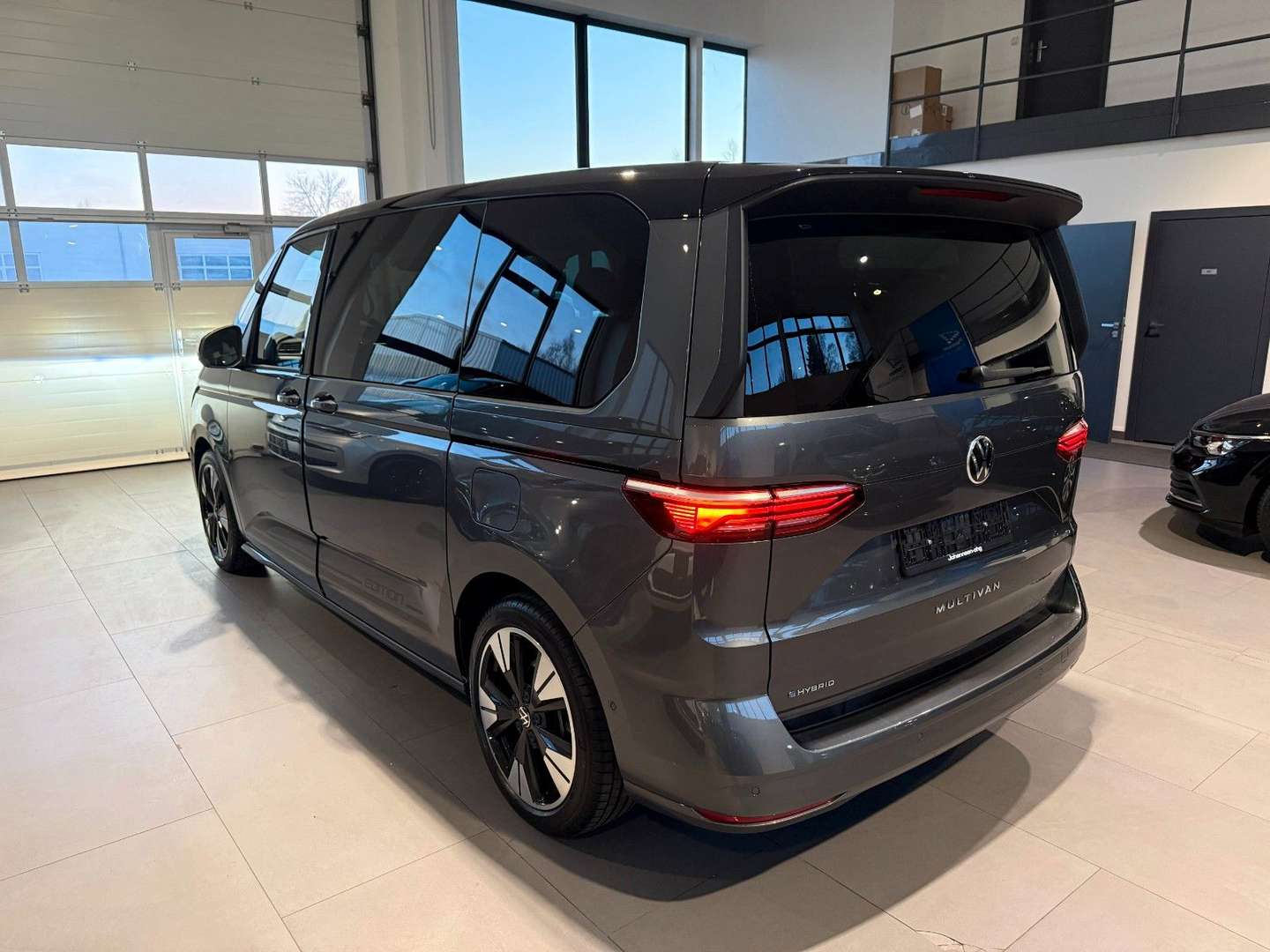 Volkswagen Multivan E-Hybrid Edition - 2023 - Joinsteer - #3