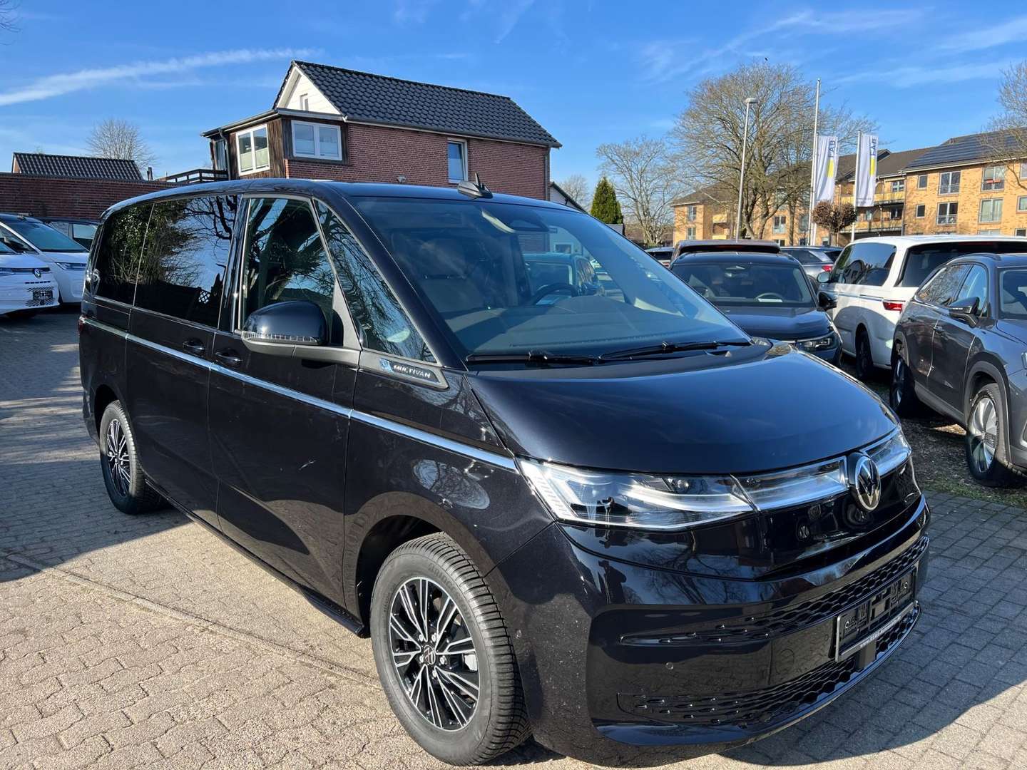 Volkswagen Multivan TDI Style - 2025 - Joinsteer - #1
