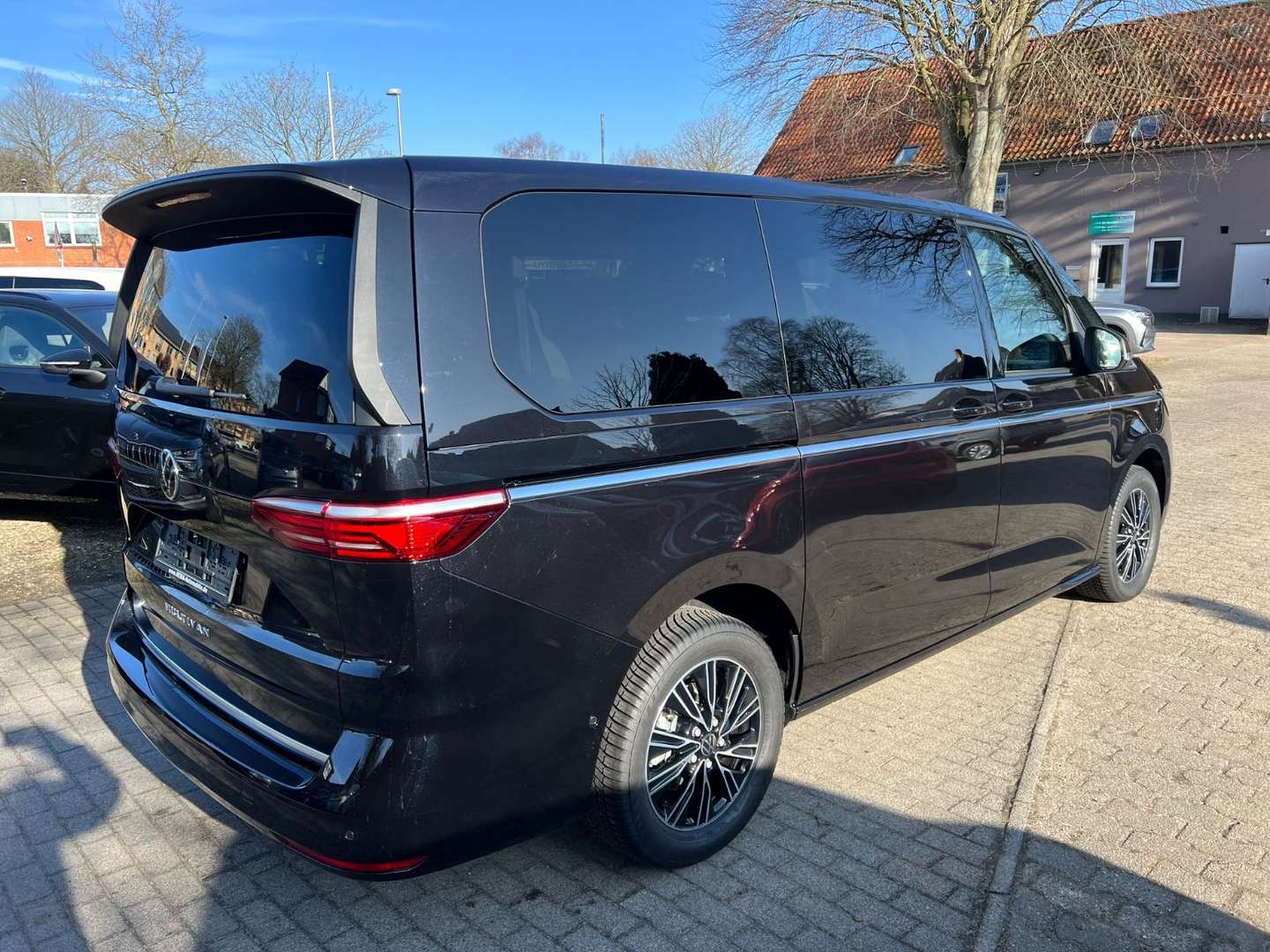 Volkswagen Multivan TDI Style - 2025 - Joinsteer - #3