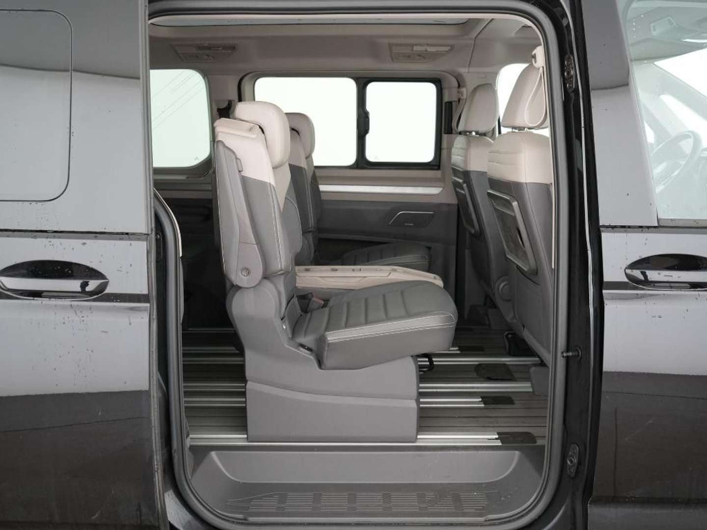 Volkswagen Multivan Life - 2024 - Joinsteer - #5